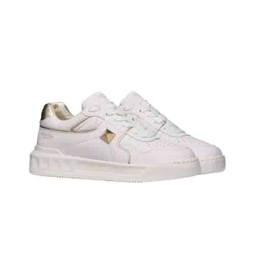 VALENTINO ONE STUD LOW-TOP CALFSKIN SNEAKER PLATINIUM WS0CS4RUSL71
