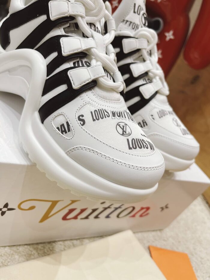 Alternative view of LOUIS VUITTON TENIS ARCHLIGHT SNEAKERS 1A9D3Y