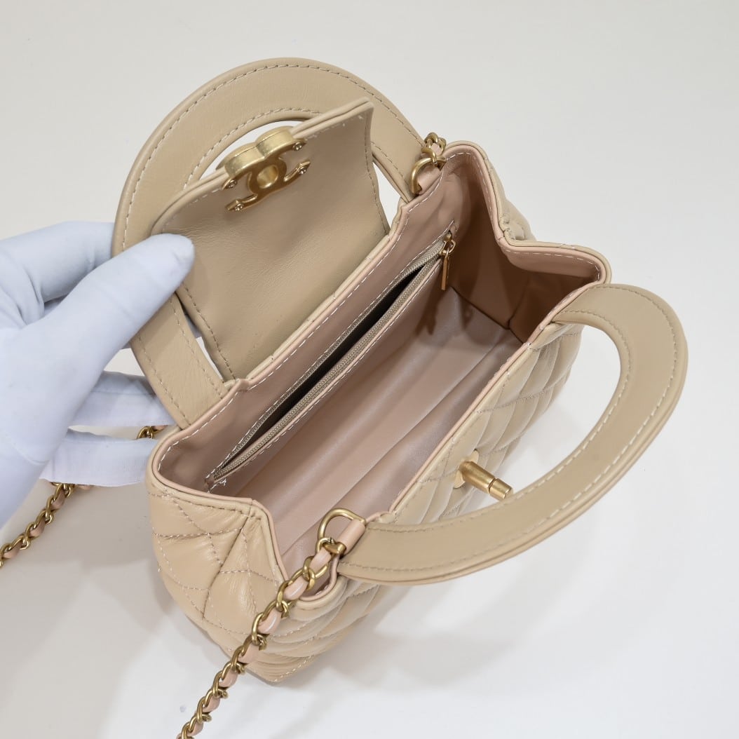 CHANEL MINI SHOPPING BAG BEIGE 19CM - Image 4