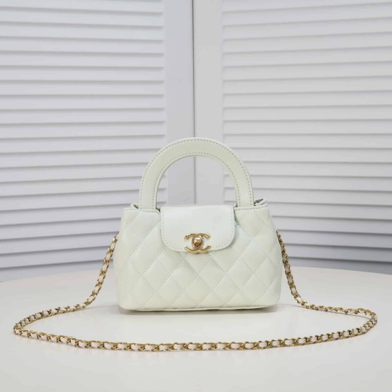 Alternative view of CHANEL CLUTCH WITH CHAIN BAG WHITE 19CM AP3435 B14269 10601