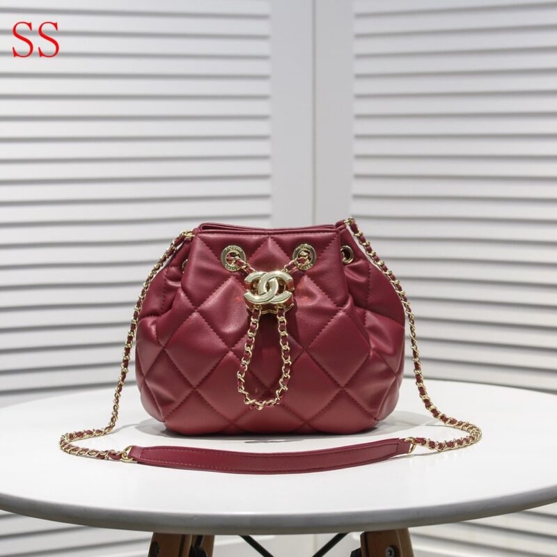 Alternative view of CHANEL DRAWSTRING BAG RED 15CM