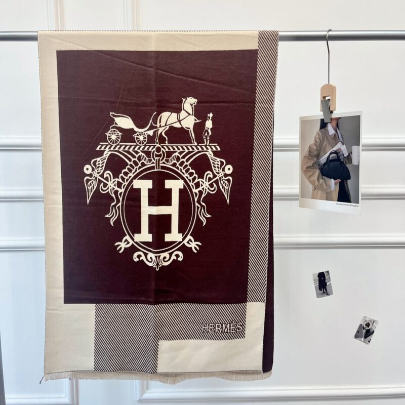 Alternative view of HERMES WINTER MUFFLER BROWN