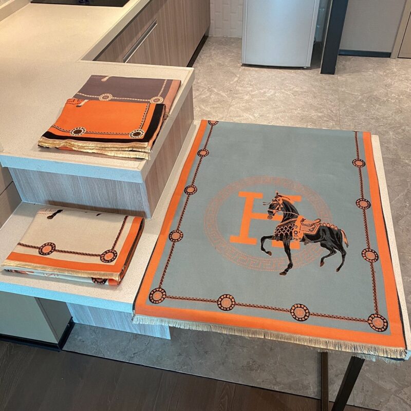 Alternative view of HERMES CASHMERE MUFFLER BLUE