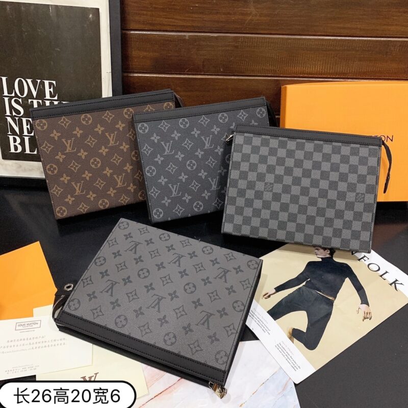 Alternative view of LOUIS VUITTON VOYAGE MM POCHETTE DAMIER 26CM N41696