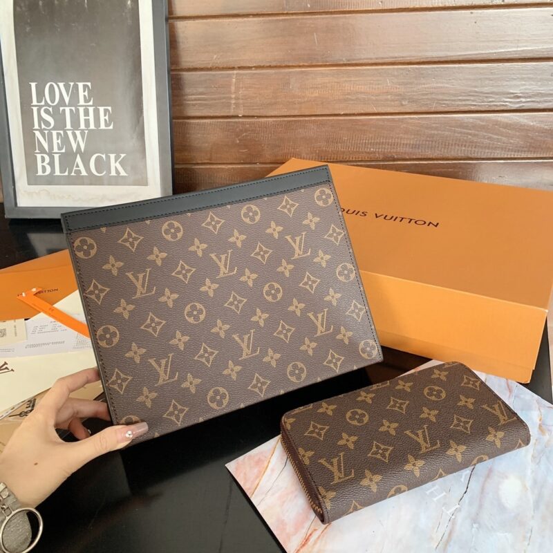 Alternative view of LOUIS VUITTON VOYAGE MM POCHETTE MONOGRAM BROWN 26CM