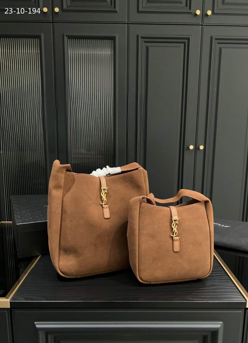 Alternative view of SAINT LAURENT SMALL LE 5 À 7 SUPPLE IN SUEDE BROWN 22CM 7139381U80W2102