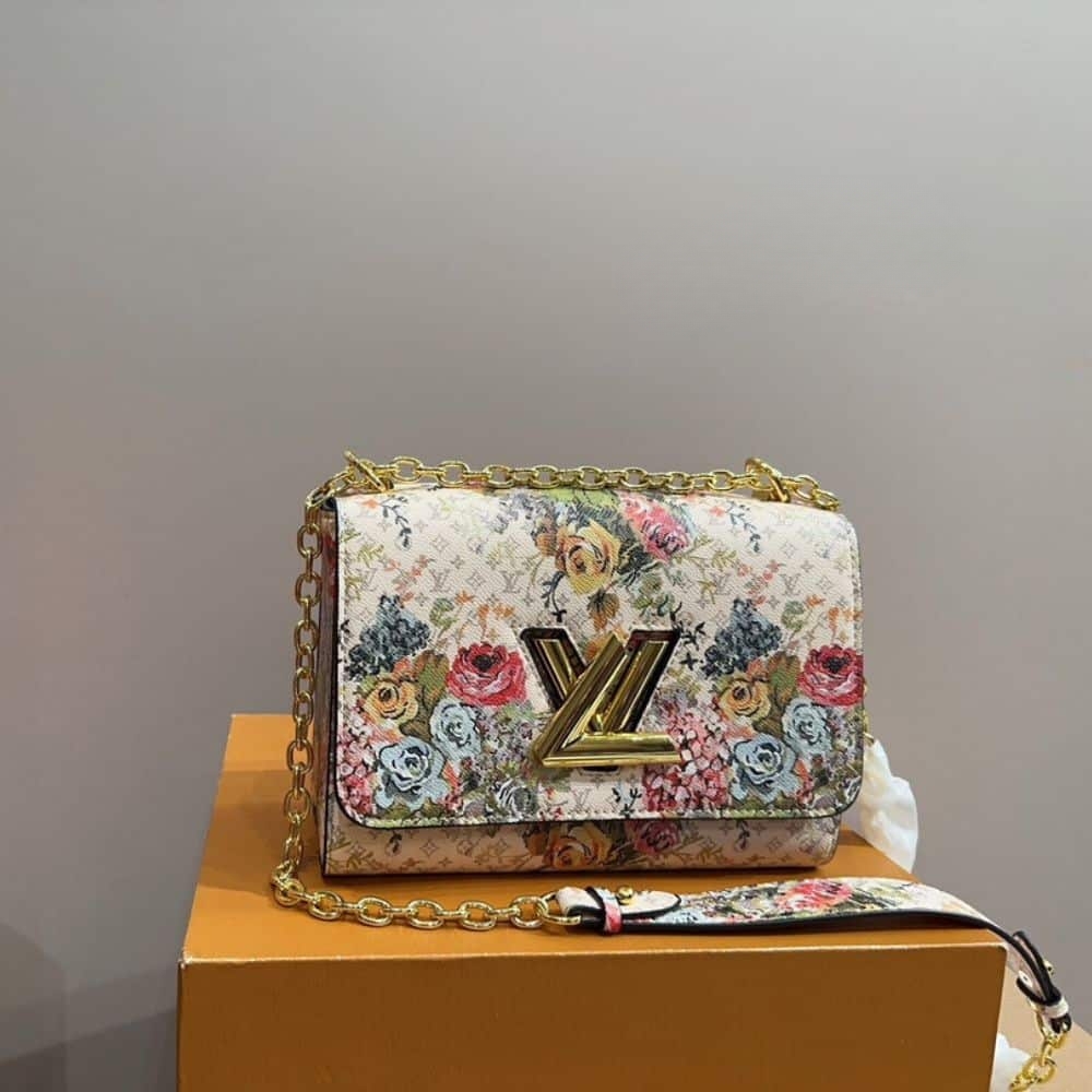 Louis Vuitton Twist MM Epi Floral Beige 23Cm - Image 5