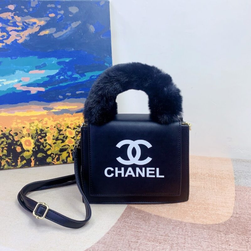 Alternative view of CHANEL HANDBAG WITH TOP HANDLE BLACK 20CM