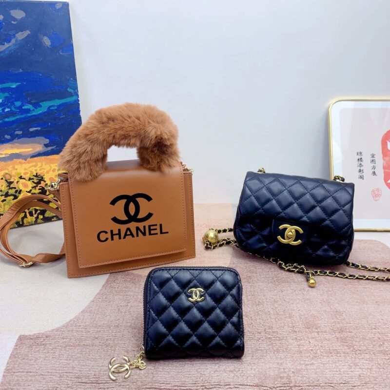 Alternative view of CHANEL HANDBAG WITH TOP HANDLE BROWN 20CM