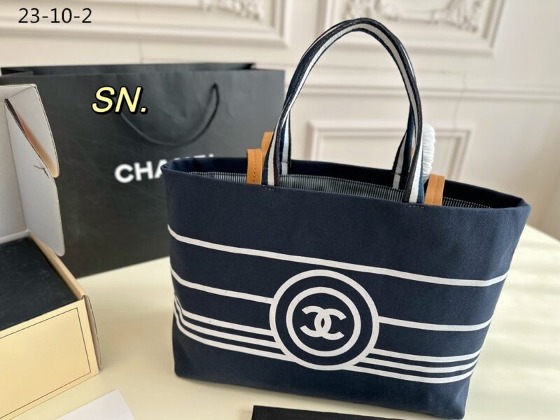 Alternative view of CHANEL DENIM SHOPPING TOTE BLUE 34CM