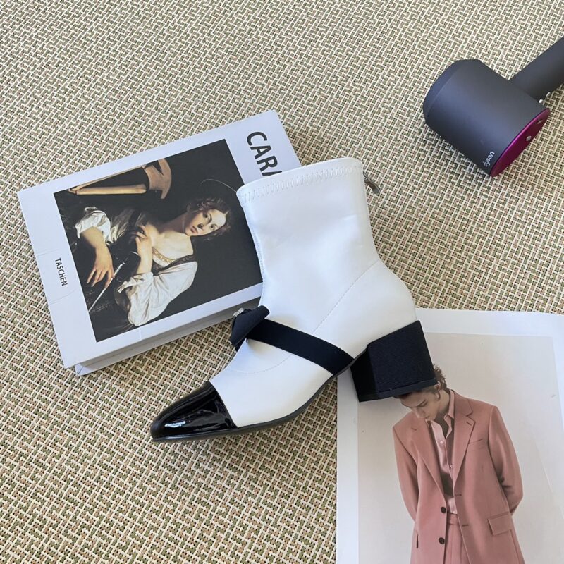 Alternative view of CHANEL SHORT BOOTS STRETCH WHITE BLACK G40099 Y56621 K5932