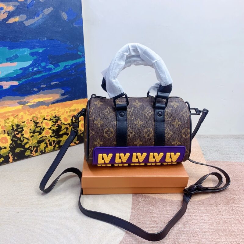 Alternative view of LOUIS VUITTON KEEPALL BANDOULIÈRE BLACK 21CM