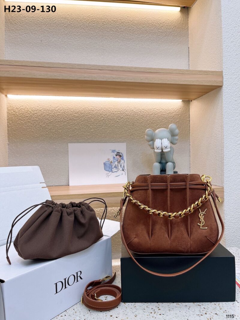 Alternative view of SAINT LAURENT BUCKET BAG BROWN 23CM
