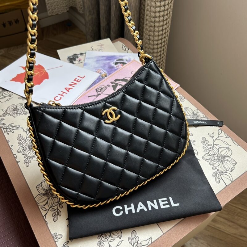 Alternative view of CHANEL LARGE HOBO BAG BLACK 26CM AS4368 B13699 94305