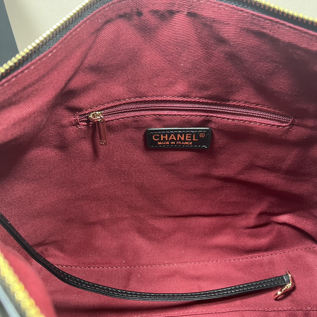 CHANEL MAXI SIZE HOBO BAG BLACK CALFSKIN AND GOLD TONE METAL BLACK 27CM AS4339 B13833 94305 - Image 3