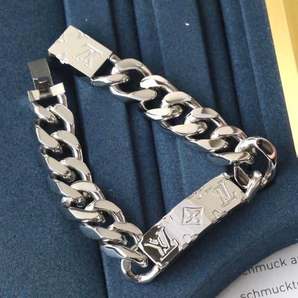 Alternative view of LOUIS VUITTON MONOGRAM CHAIN BRACELET M00270