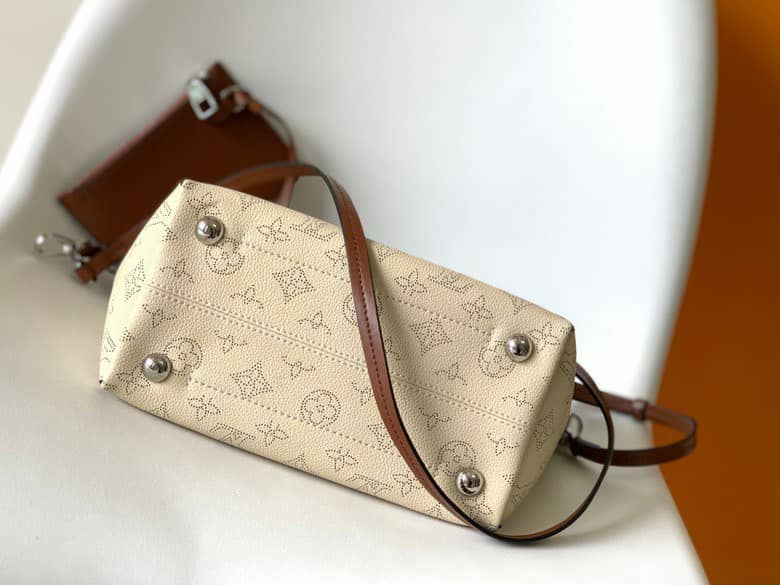 LOUIS VUITTON HINA PM BAG BEIGE 23CM M51950 - Image 5