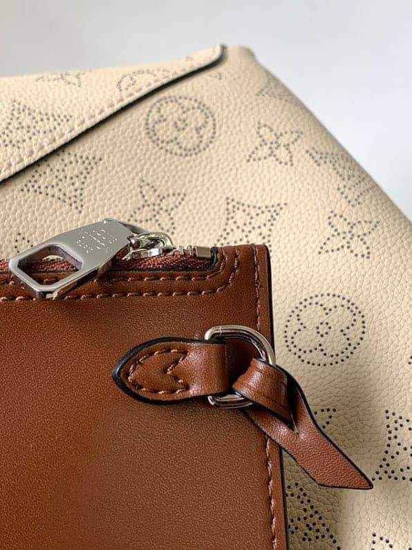 LOUIS VUITTON HINA PM BAG BEIGE 23CM M51950 - Image 7