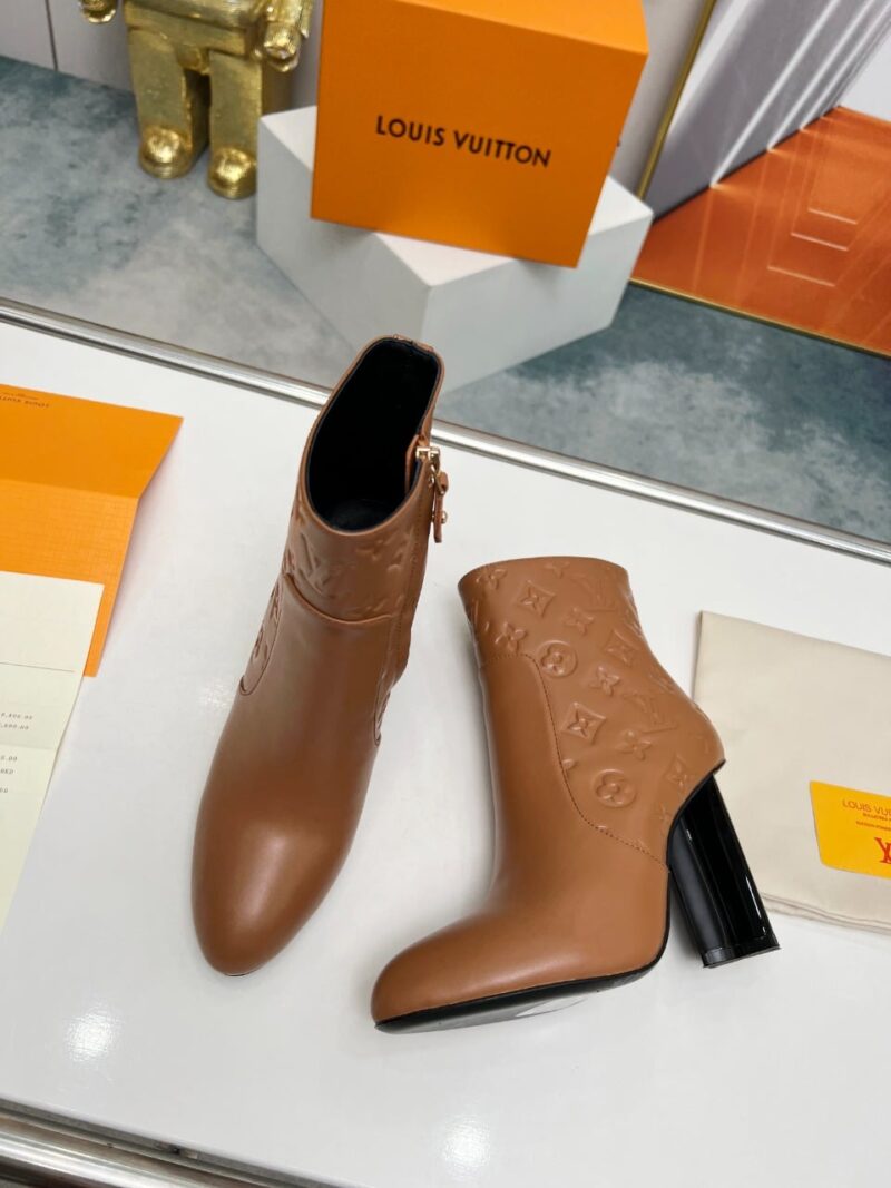 Alternative view of LOUIS VUITTON SILHOUETTE ANKLE BOOT BROWN