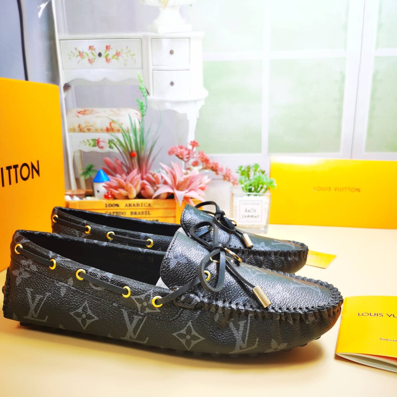 LOUIS VUITTON GLORIA LOAFERS MONOGRAM BLACK - Image 6