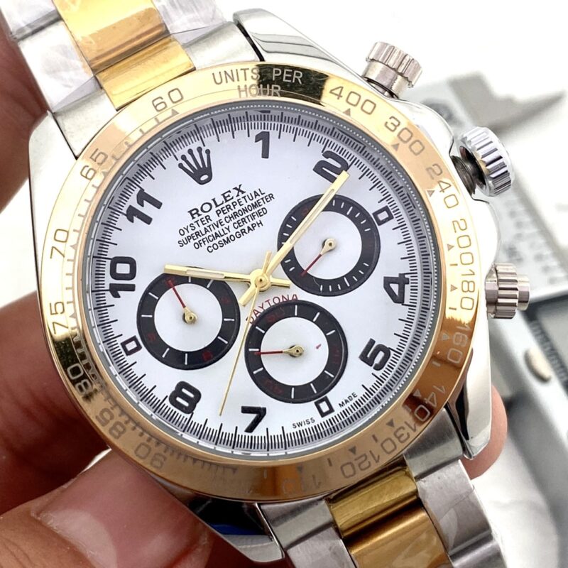 Alternative view of ROLEX OYSTER PERPETUAL COSMOGRAPH DAYTONA 40MM