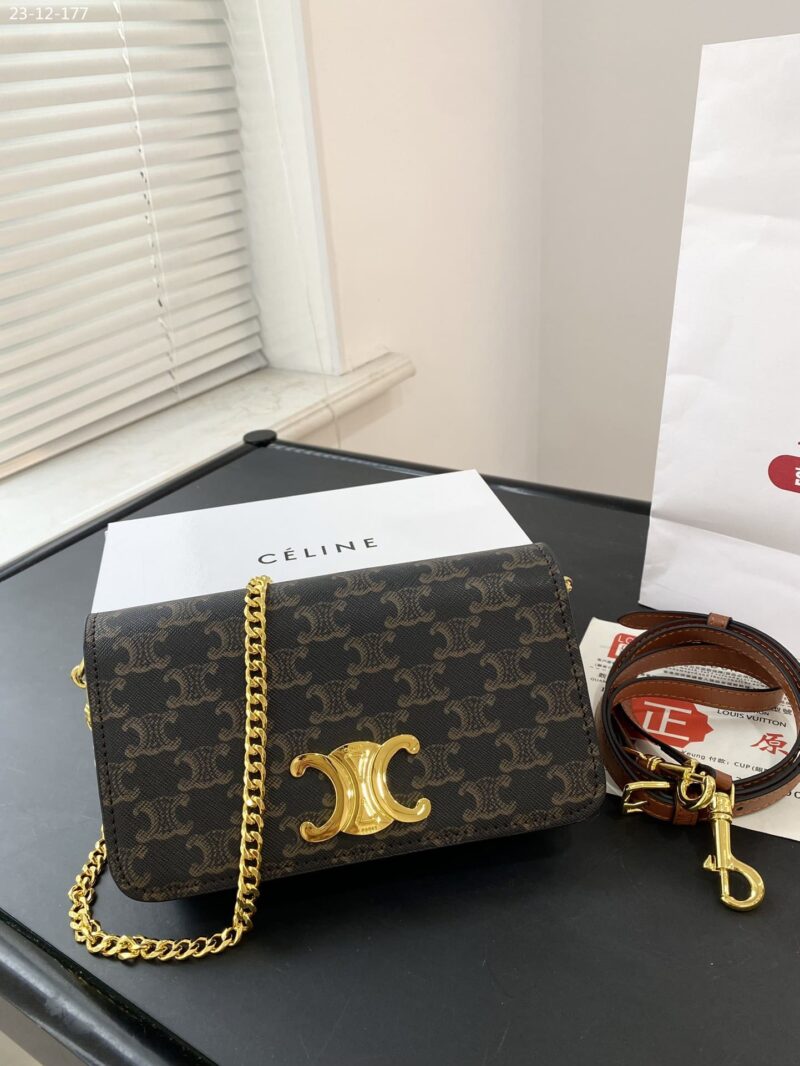 Alternative view of CELINE MULTIPOCHETTE IN TRIOMPHE CANVAS AND CALFSKIN TAN 20CM 10L972DQB 04LU