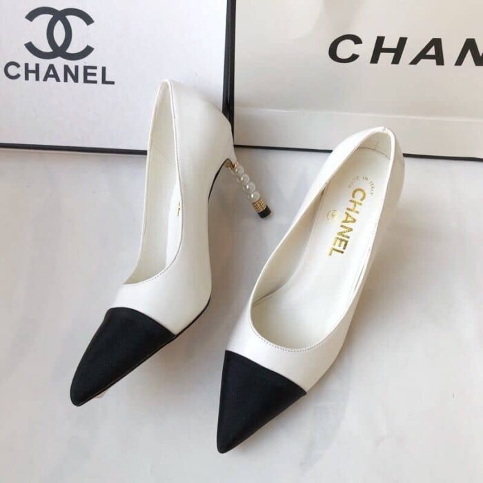 Alternative view of CHANEL PEARL EMBELLISHED HEEL PUMPS WHITE