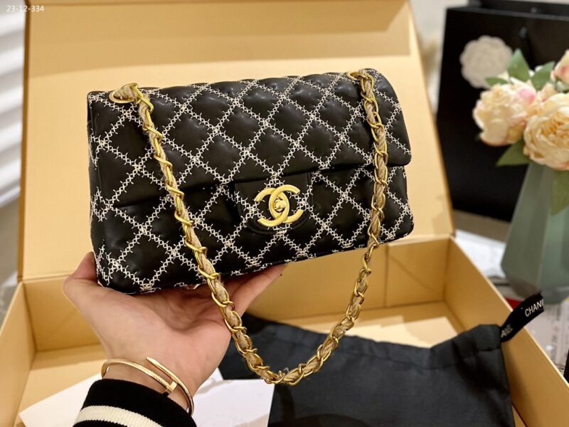 Alternative view of CHANEL SATIN FLAP SHOULDER BAG WITH NATURAL HEMP DIAMOND STITCHING BLACK 25CM