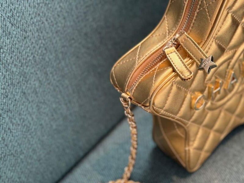 Alternative view of CHANEL STAR HANDBAG METALLIC GOLD 22CM AS4579 B14870 NT480