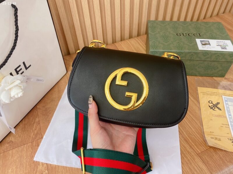 Alternative view of GUCCI BLONDIE MINI BAG BLACK 22CM 698643 UXXAG 1064