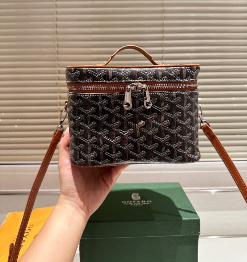 Alternative view of GOYARD MUSE VANITY CASE BLACK TAN 20CM MUSEVAPMLTY01CL03P