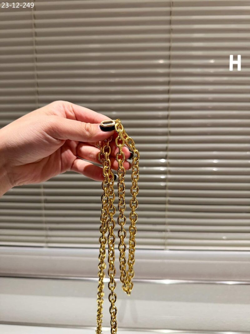 Alternative view of LOUIS VUITTON WALLET ON CHAIN MÉTIS MONOGRAM BLACK 22CM