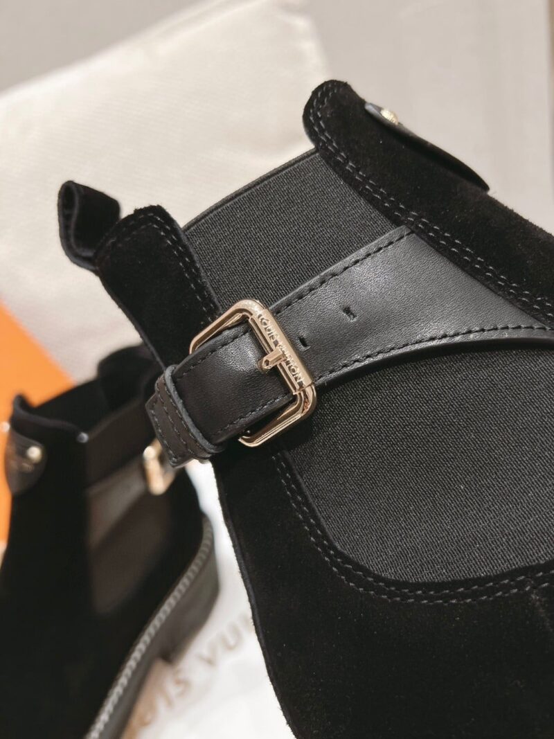 Alternative view of LOUIS VUITTON BEAUBOURG ANKLE BOOT BLACK 1ACKCK