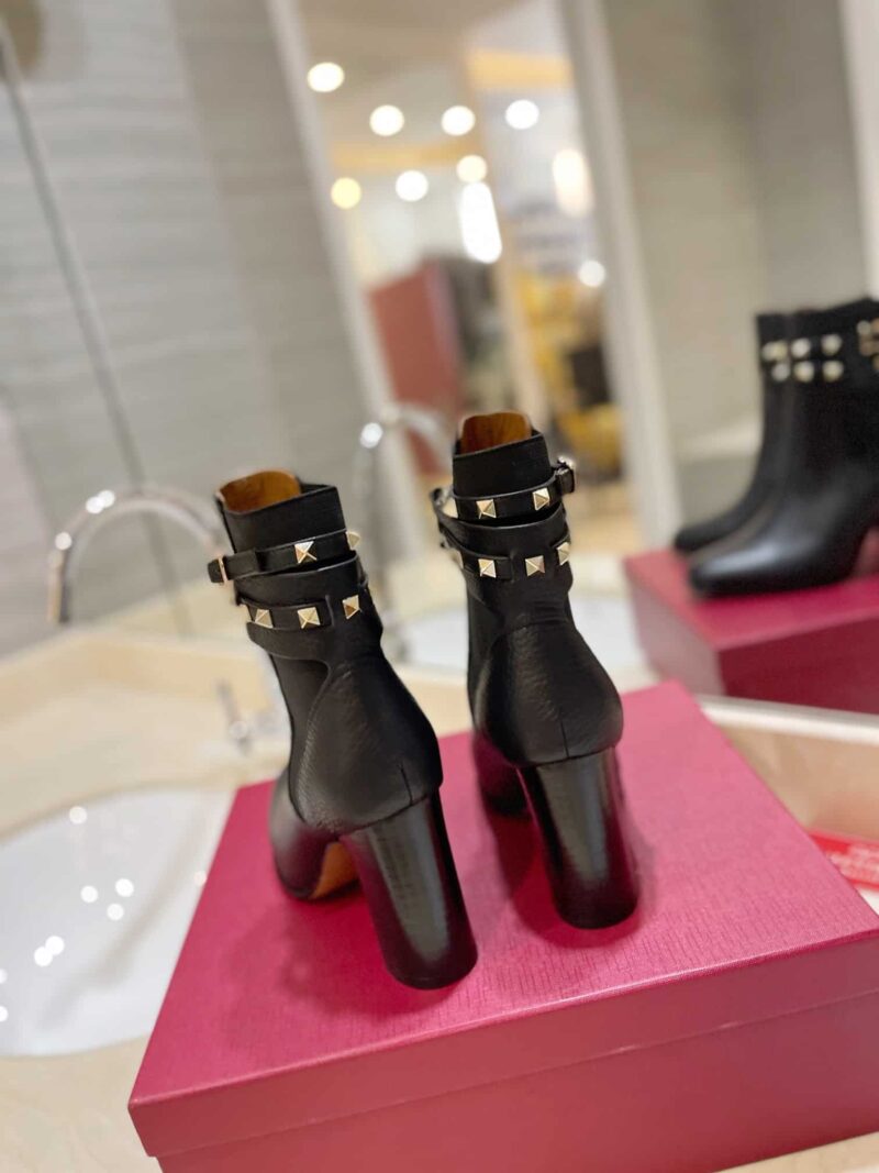 Alternative view of VALENTINO GARAVANI ROCKSTUD GRAINY CALFSKIN ANKLE BOOT BLACK 3W2S0P62VCE 0NO