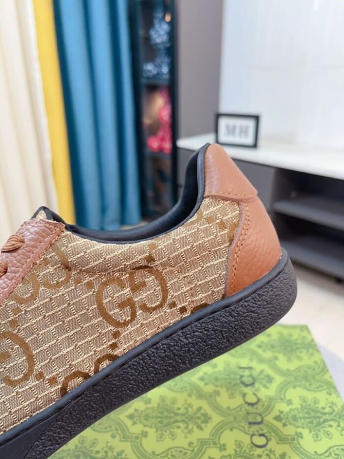 Alternative view of GUCCI GG CANVAS AND LEATHER LOW TOP SNEAKERS BROWN