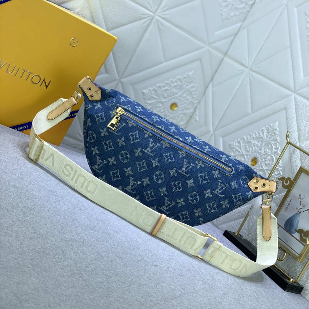 LOUIS VUITTON BUMBAG HIGH RISE DENIM BLUE 38CM M46837 - Image 4