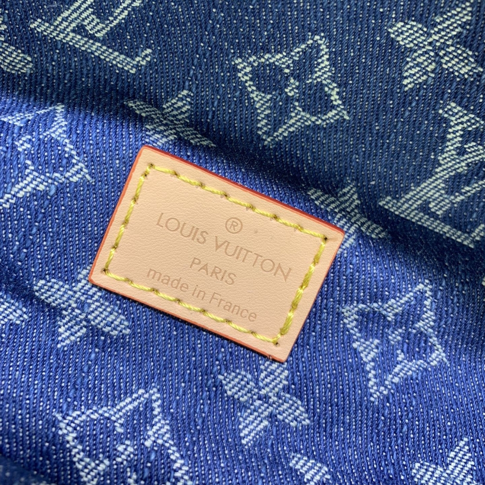 LOUIS VUITTON BUMBAG HIGH RISE DENIM BLUE 38CM M46837 - Image 10