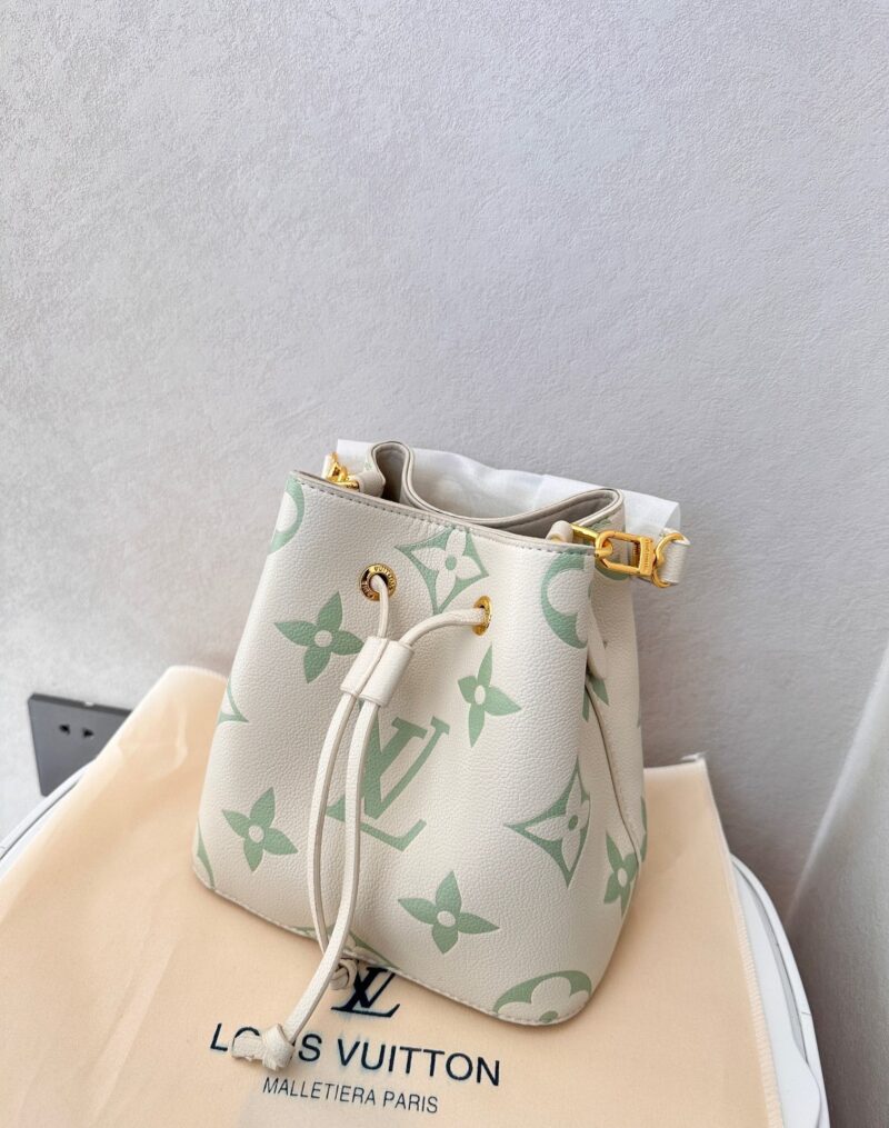 Alternative view of LOUIS VUITTON NEONOE BB MILKY WAY GREEN 20CM M24048