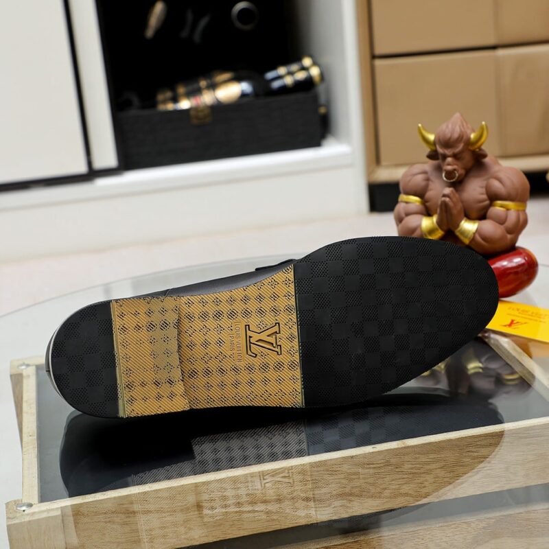 Alternative view of LOUIS VUITTON SOULIERS CLUB LOAFERS MONOGRAM SINCE 1854 RED