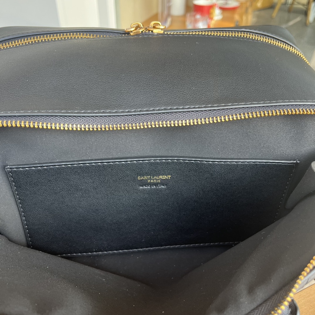 SAINT LAURENT LYIA DUFFLE IN QUILTED BLACK 31CM 7667851EL071000 - Image 3