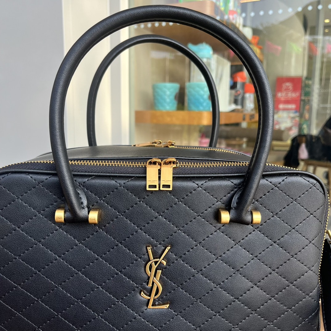 SAINT LAURENT LYIA DUFFLE IN QUILTED BLACK 31CM 7667851EL071000 - Image 6