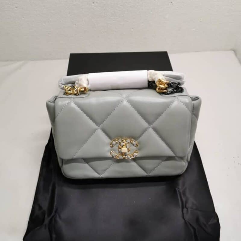 Alternative view of CHANEL 19 FLAP BAG SHINY GOLD AND SILVER TONE LIGHT GREY 26CM