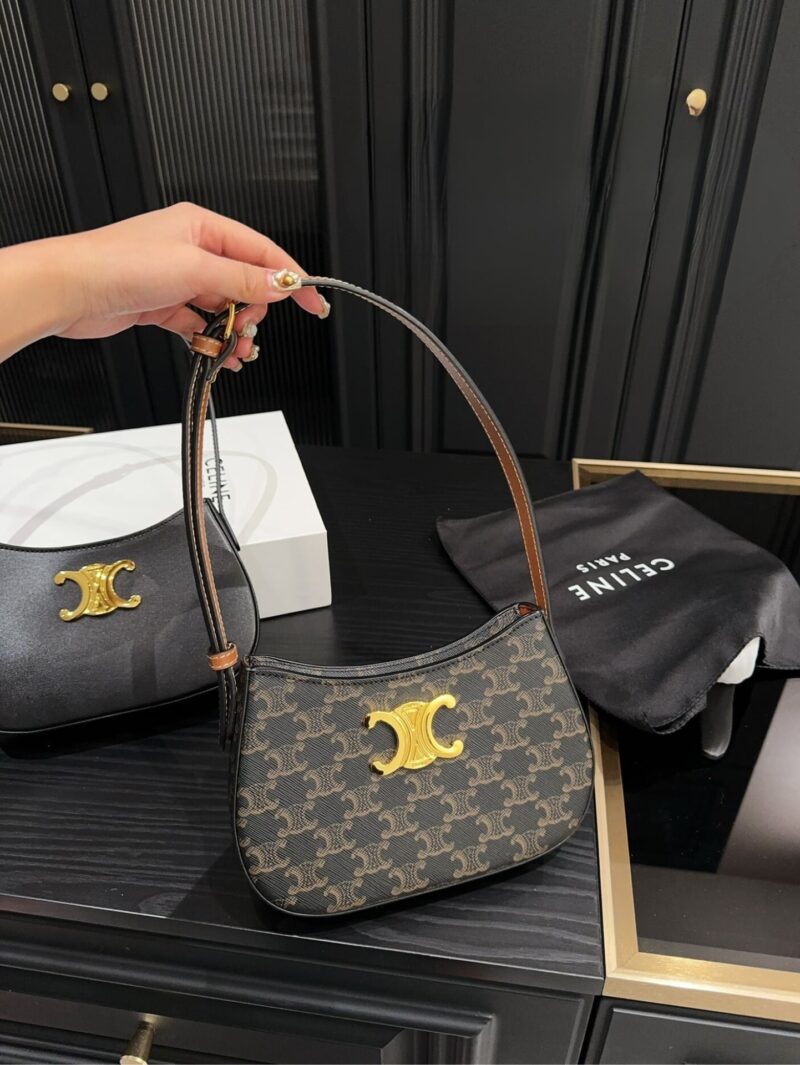 Alternative view of CELINE MEDIUM TILLY BAG IN TRIOMPHE CANVAS AND TAN 21CM 115702CUZ 04LU