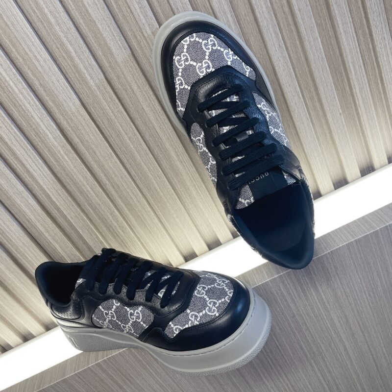 Alternative view of GUCCI MEN'S GG TRAINER SUPREME CANVAS BLACK ‎669582 AACOD 1072