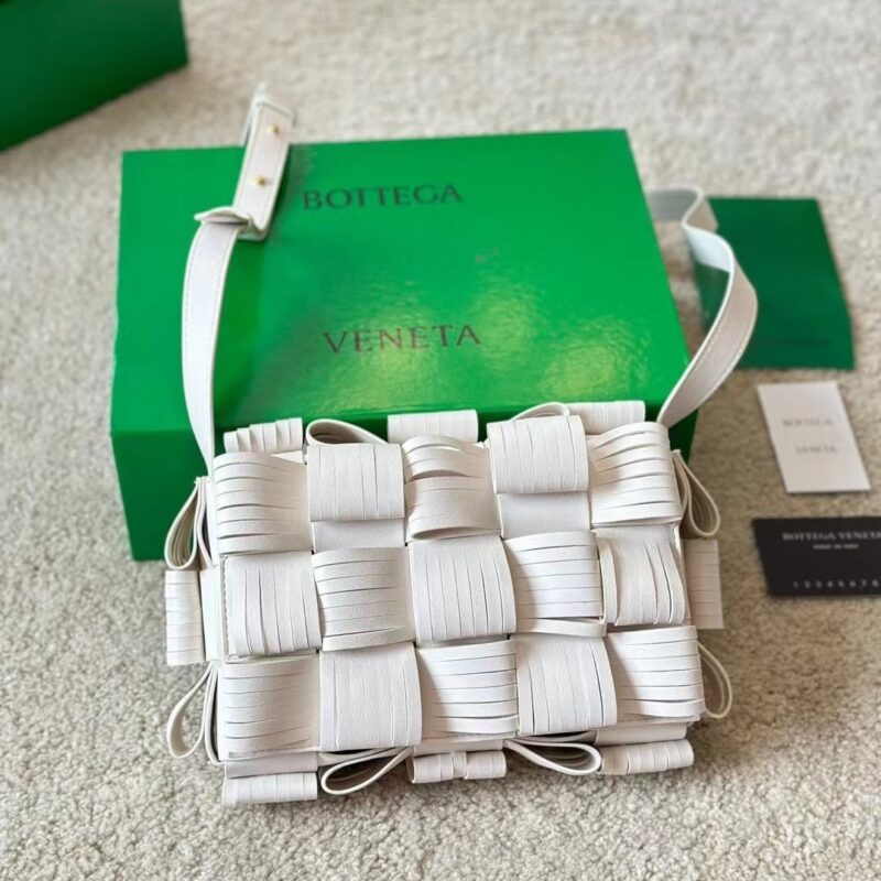 Alternative view of BOTTEGA VENETA  FRINGE CASSETTE CROSSBODY BAG WHITE 22CM