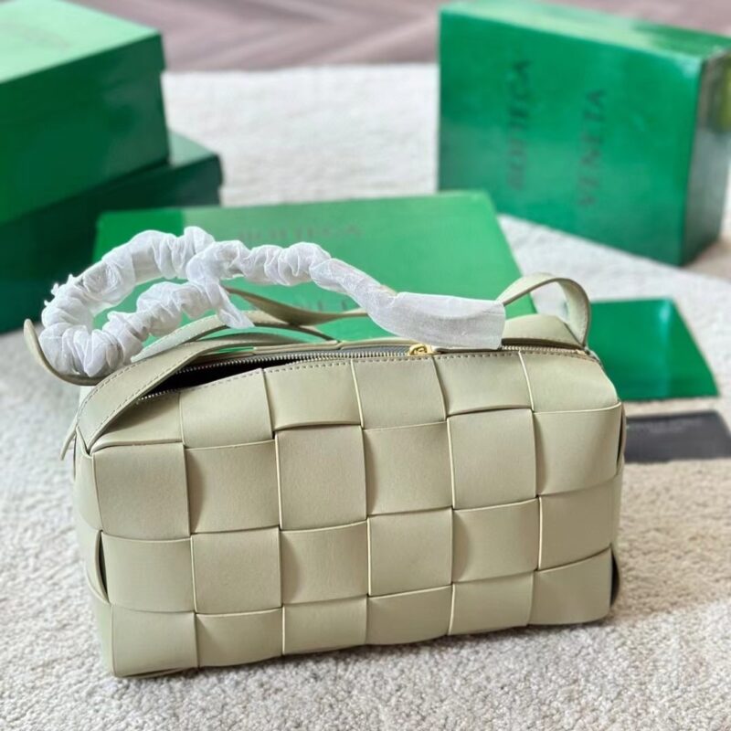 Alternative view of BOTTEGA VENETA BRICK CASSETTE INTRECCIO LEATHER SHOULDER BAG TRAVERTINE 28CM