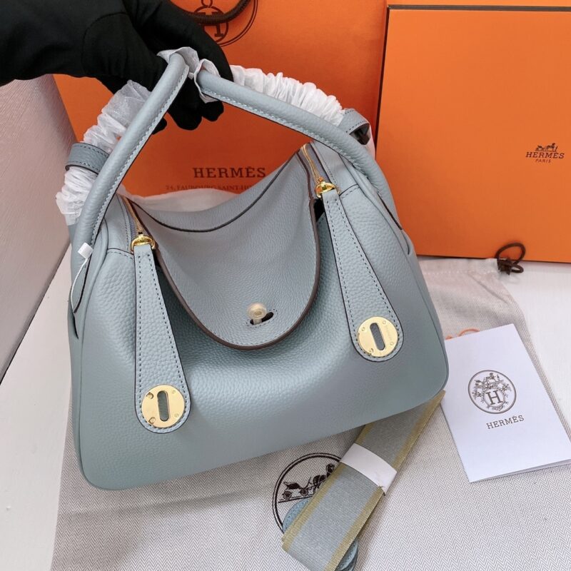 Alternative view of HERMÈS LINDY 26 BAG BLUE 26CM H073430CCJ7