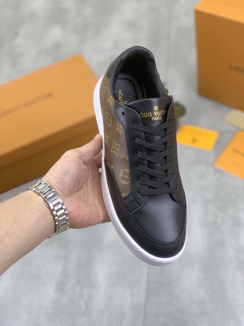 Alternative view of LOUIS VUITTON SNEAKER MONOGRAM PATTERN IN BROWN