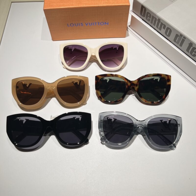 Alternative view of LOUIS VUITTON ICON CAT EYE SUNGLASSES BLACK Z1733W