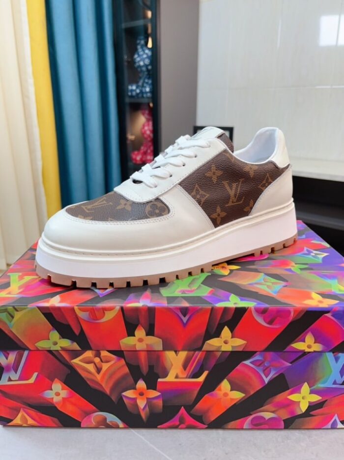 Alternative view of LOUIS VUITTON MONOGRAM EMPREINTE LEATHER WHITE AND BROWN